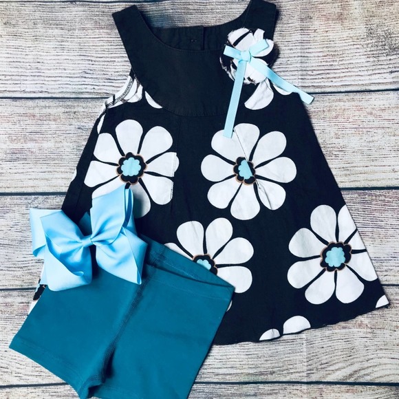 Youngland Other - 12m Youngland floral dress + bloomer+Bow